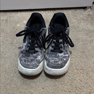 Women’s Air Force 1s